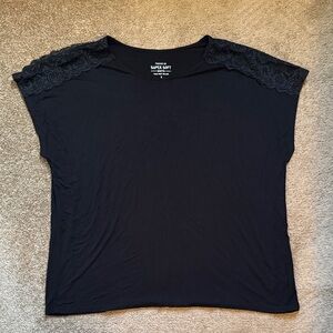 NWOT Torrid Super Soft Knit Shoulder Lace Tee Size 3 22-24